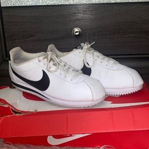 Nike Cortez